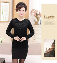 Load image into Gallery viewer, Middle-aged Women's Winter Sweaters Pullovers Plus Size 4XL Thickened Warm Bottoming O-neck Wool Sweater Mother Dress Tops W105